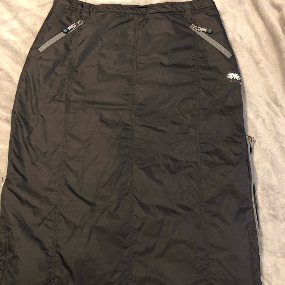 Long Black Skhoop Insulated Skirt